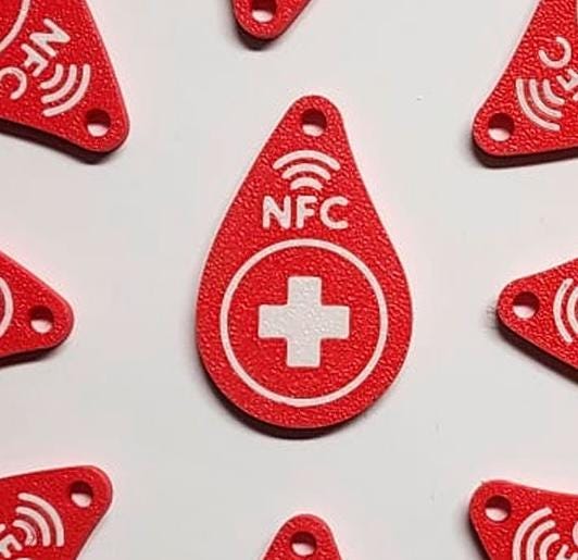 Medical Alert Keychain with NFC - Emergency ID Tag - Scan for Medical Info - ICE Alert for Backpack, Keys or Wallet - No Subscription Needed